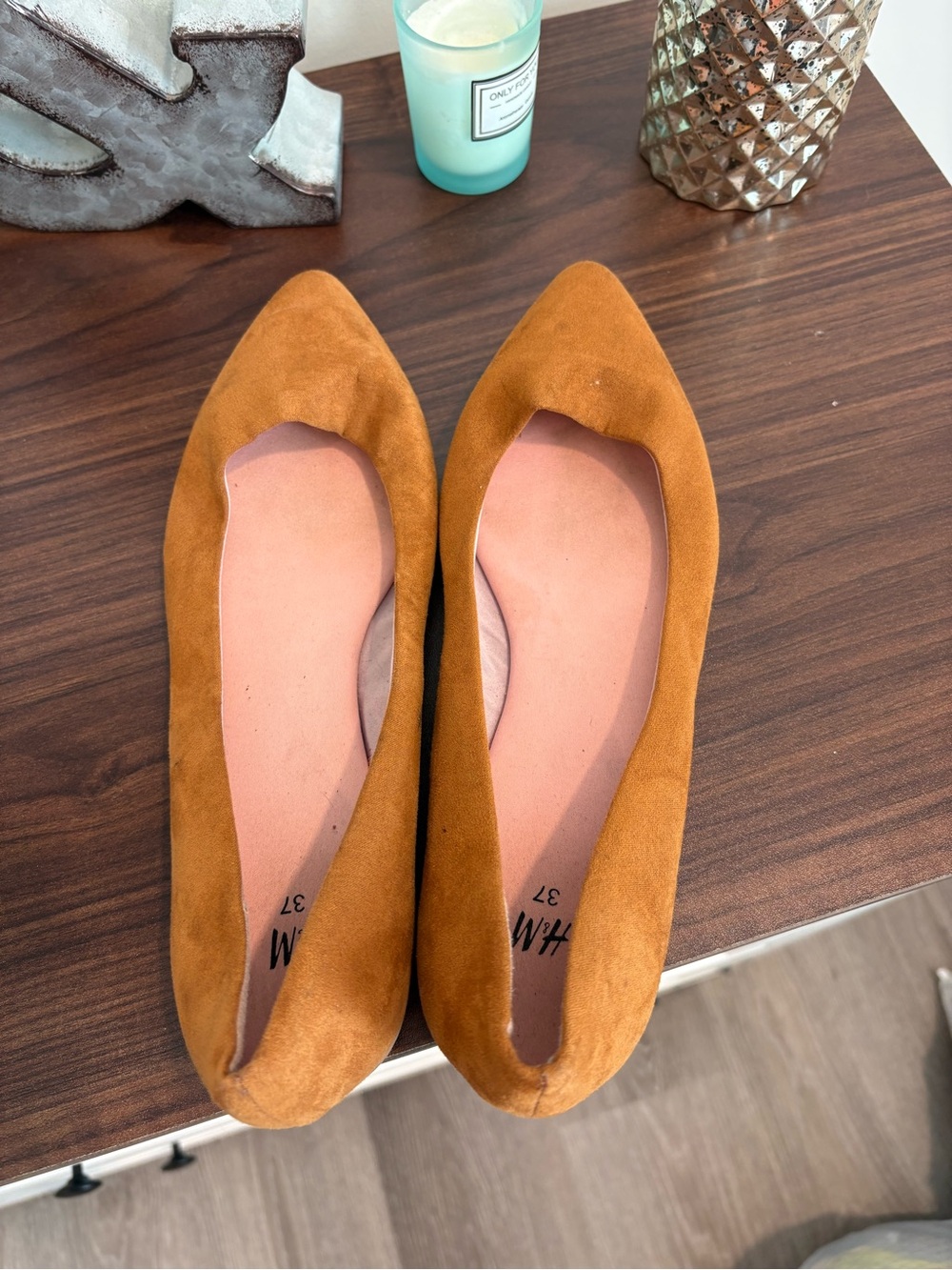 H&M Women's Camel/Tan Suede Pointed Toe Flats